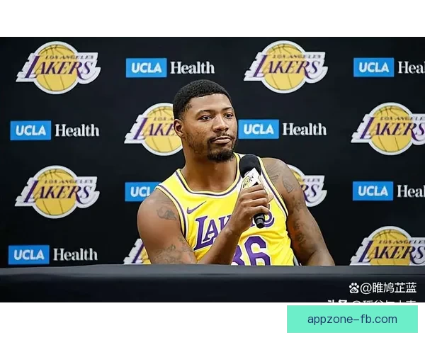 湖人队记者透露斯马特放弃540万球员选项 多支球队或以中产特例争抢