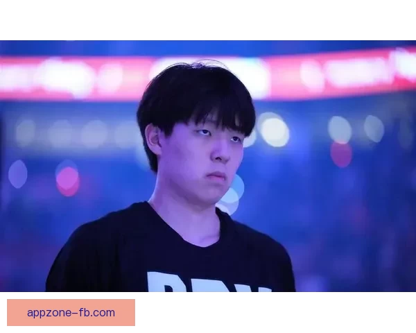 杨瀚森坦言状态挣扎渴望重返开拓者找回手感打出全新表现